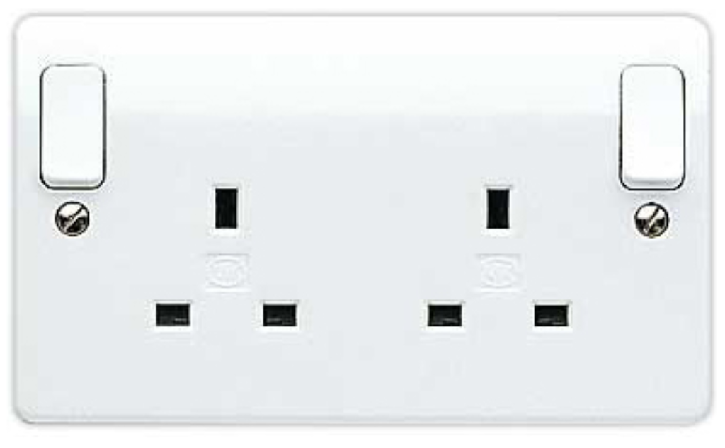 Socket, 2 Gang Switched DP Dual Earth, Outboard Rocker