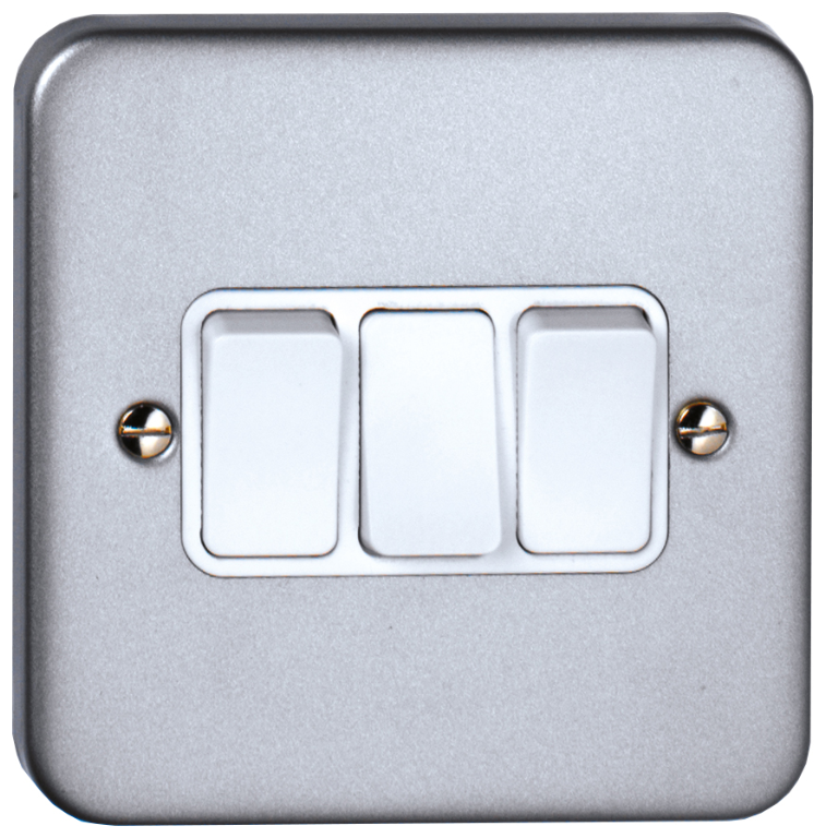 Plate Switch, 3 Gang 2 Way, c/w Back Box & Knockouts